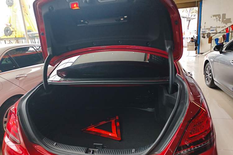 Used Mercedes-Benz C-Class 2019 C 260 L Sport Edition Trunk