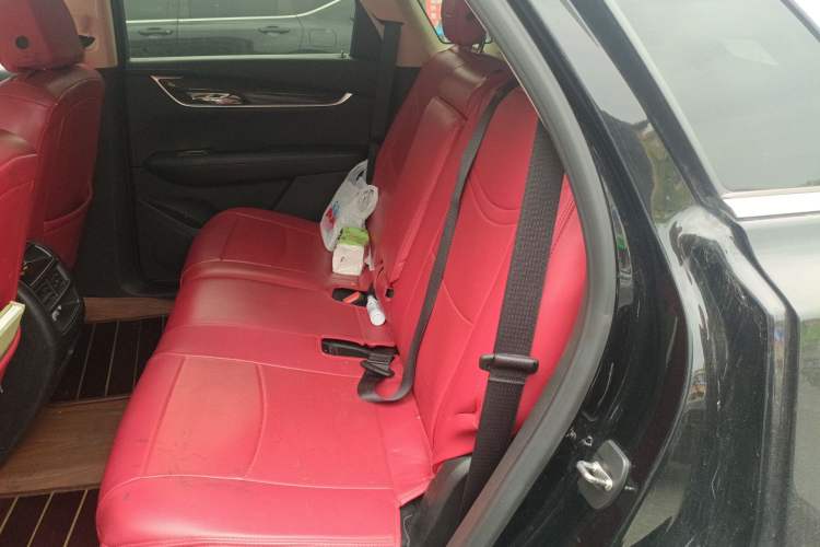 Used Cadillac XT5 2016 25T Luxury Model Left Rear Seat