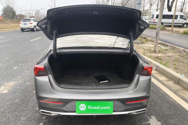 Used Kia K5 2021 270T CVVD Refreshed Edition
