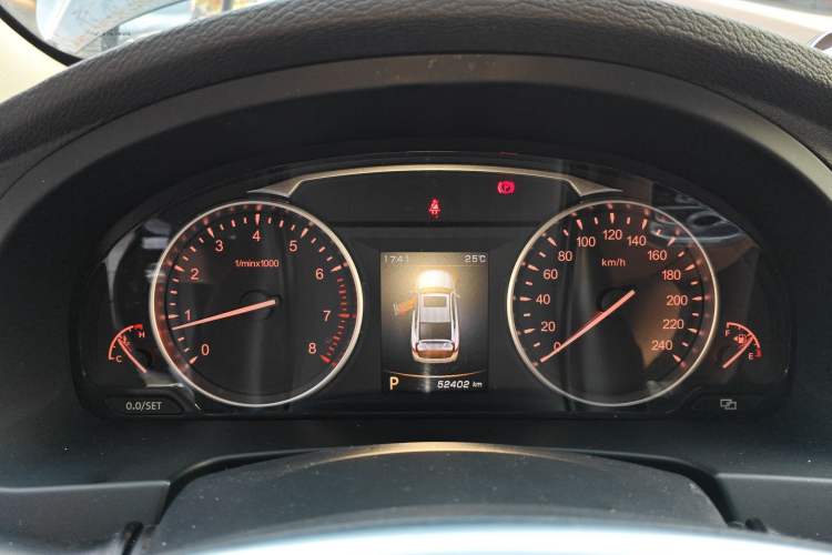 Used Geely Auto Emgrand GT 2017 1.8T Flagship Model
