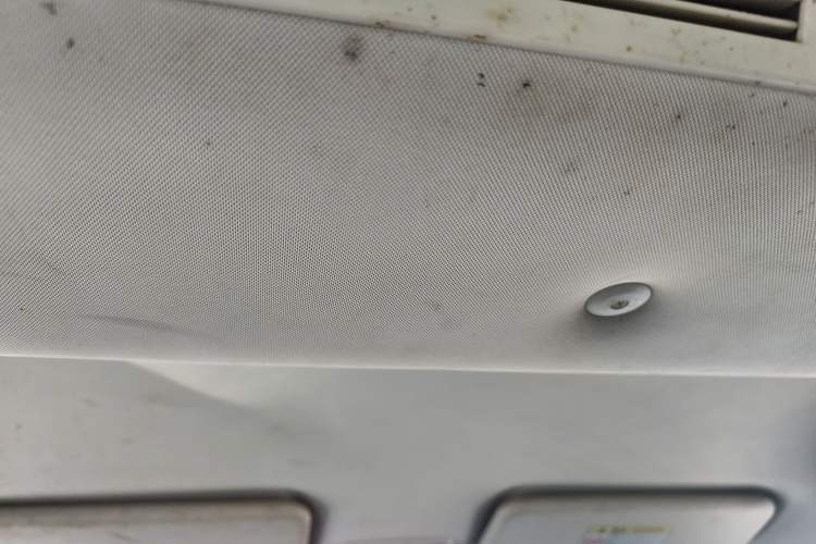 Used HYOSOW S3 2014 1.5L Comfort Version China IV Emission Standard Headliner