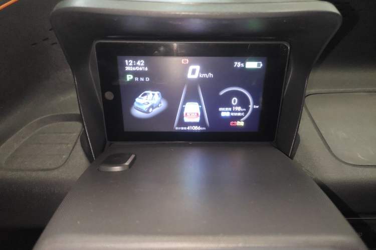 Used Baojun E100 2019 250KM Smart Drive Edition Instrument Cluster