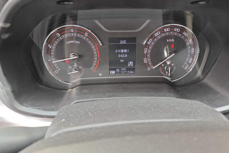 Used SAIC MAXUS T60 2017 2.0T Gasoline Automatic 4x4 High-Ride Elite Standard Cabin
