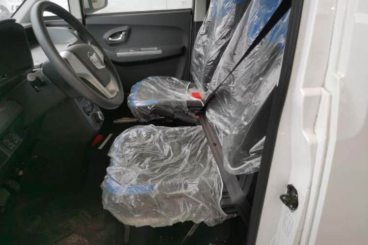 Used Foton Intelligent Blue Elf E7 2023 Pure Electric Van Flat Roof 2 Seats EVE Energy 41.86 kWh
