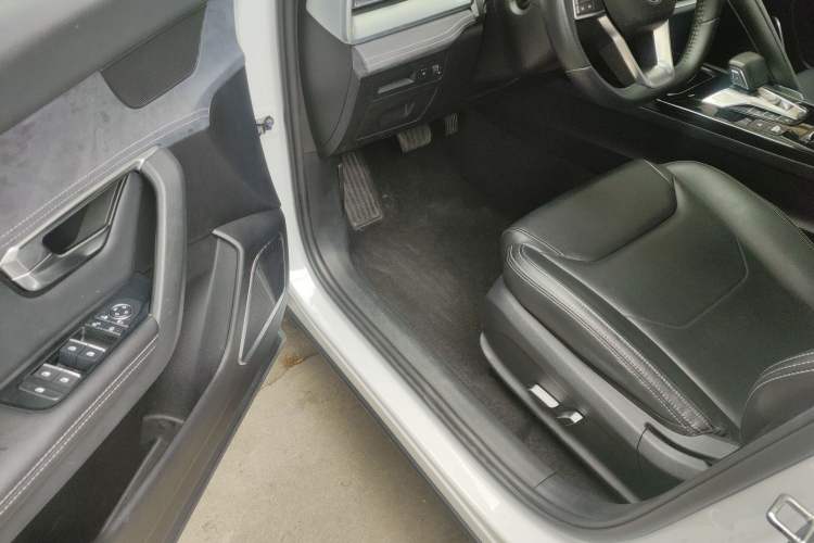 Used BYD Song Pro New Energy 2019 DM 1.5T Four-Wheel Drive Performance Edition Deluxe Model Driver Seat