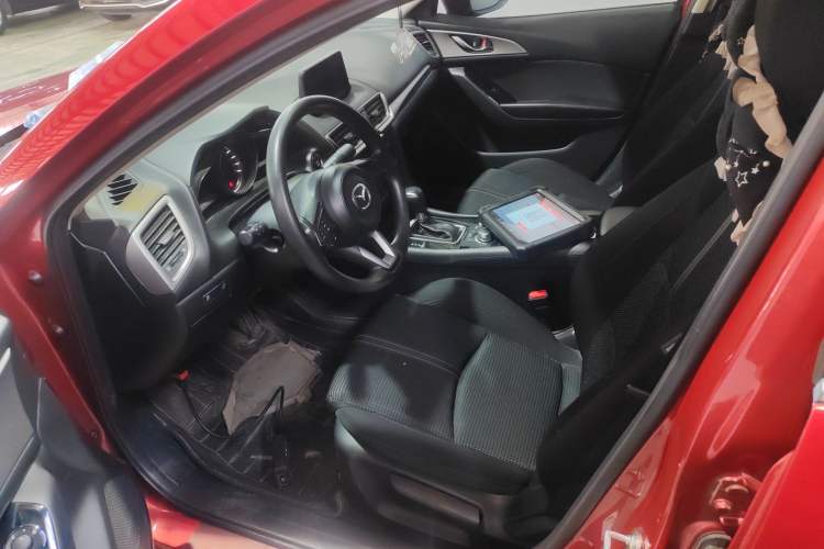 Used Mazda Mazda 3 Axela 2017 Sedan 1.5L Automatic Luxury Model Emission Standard China V