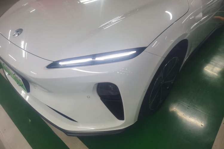 Used Nio ET5T 2023 75 kWh Touring Left Front Headlight