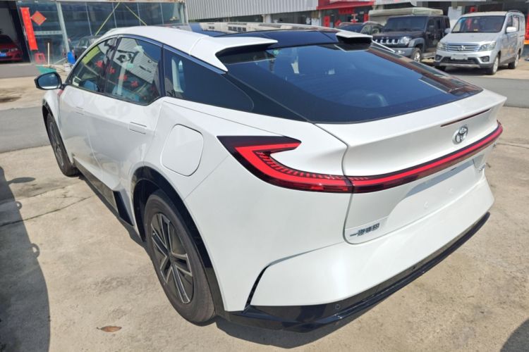 Used Toyota bZ5 2025 Model 550 JOY