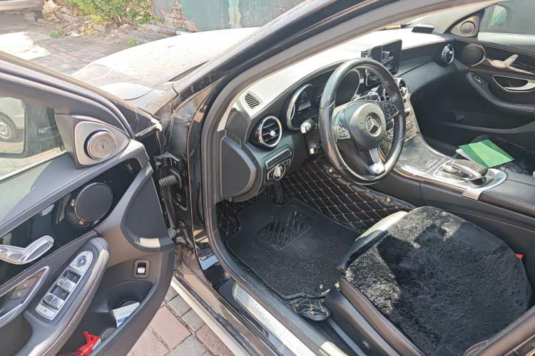 Used Mercedes-Benz C-Class 2017 Revised C 180 L Dynamic Sports Edition Driver Seat