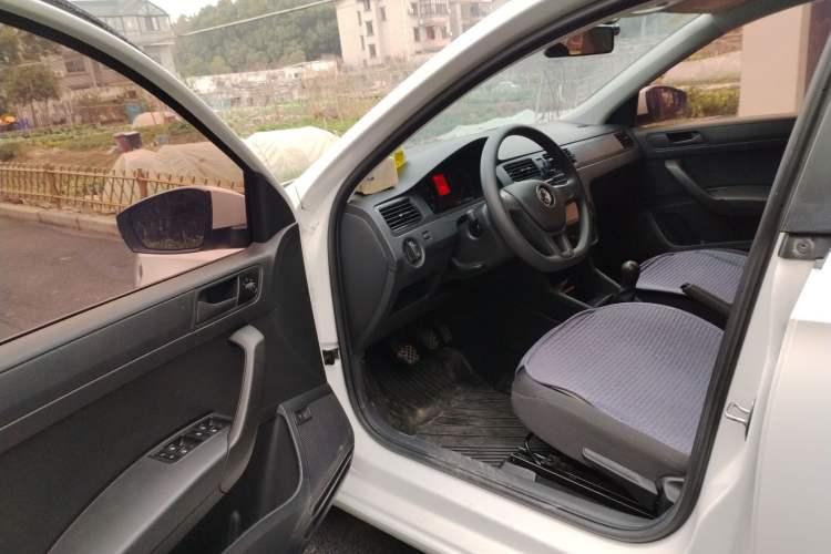 Used Volkswagen Santana 2021 1.5L Manual Fashion Edition
