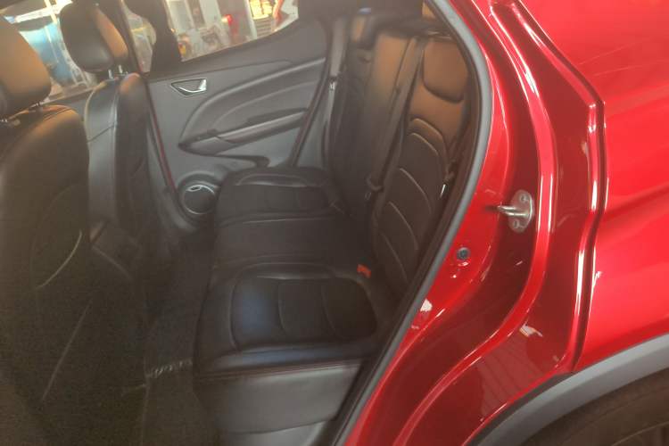 Used Dongfeng Fengon 500 2022 1.5T CVT Smart Enjoyment Version