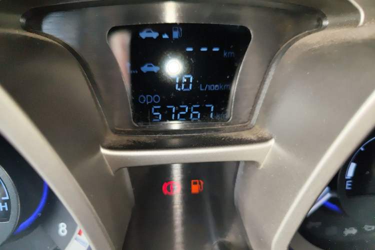 Used JAC Group Refine S3 2014 1.5L Manual Luxury Smart Model Odometer Close Up