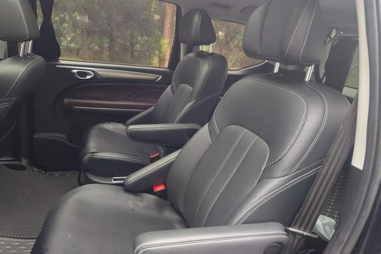 Used GAC Trumpchi M6 2021 PRO 270T DCT Luxury Edition