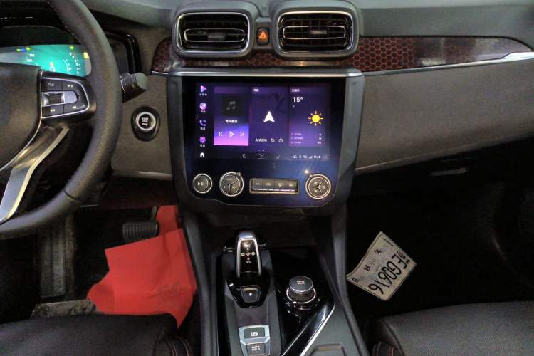Used Lynk & Co 03 2019 2.0TD Automatic Jing Pro Edition Audio And AC Panel