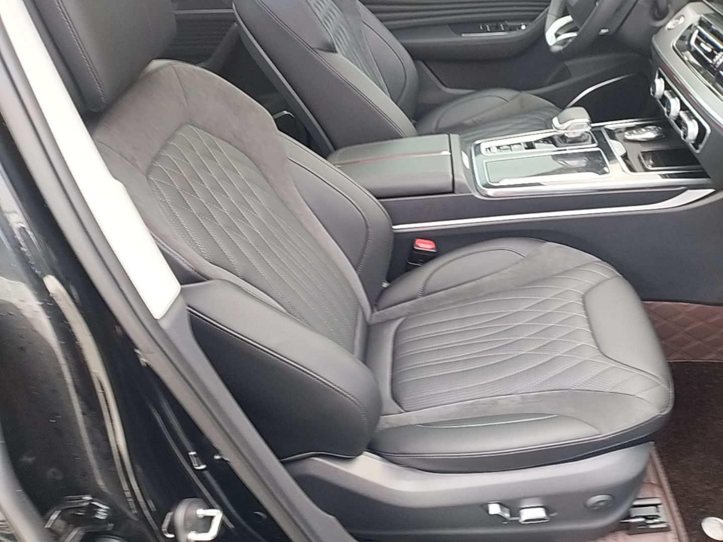 Hongqi HS5 2023 2.0T Qixiang Pro Edition — снимка 19