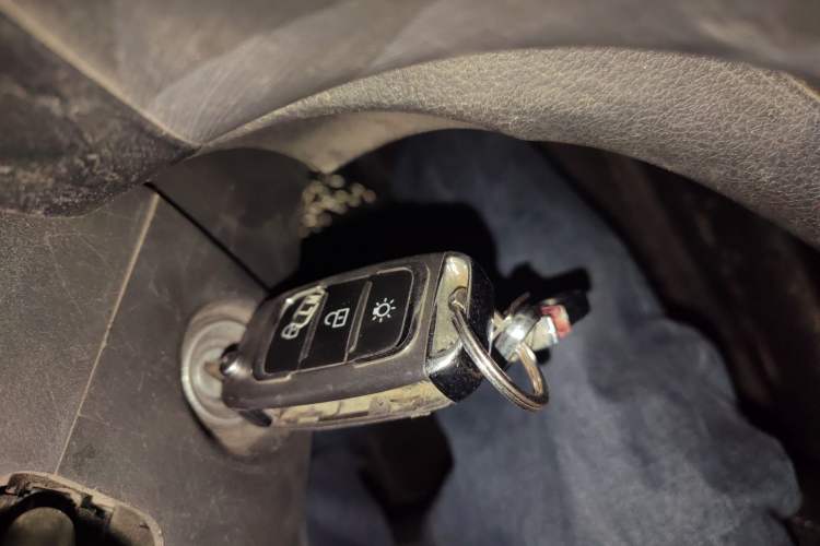 Used Jinbei Gold Hiace 2024 1.5L Passenger Vehicle Engineering Lion 9 Seats