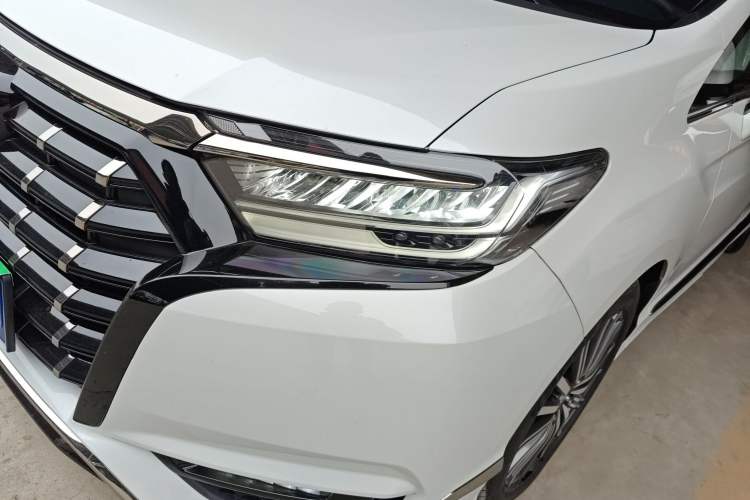 Used Honda Elysion 2022 2.0L eHEV Luxury Edition