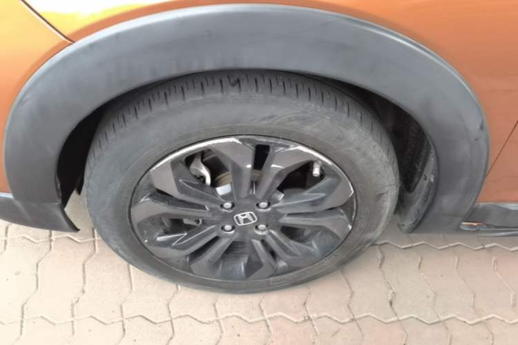 Used Honda LIFE 2021 1.5L CVT CRO-SS Fun Edition Left Front Wheel Hub