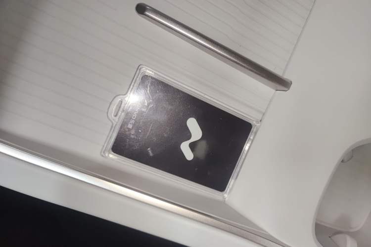 Used ONVO L60 2024 60 kWh All-Wheel Drive