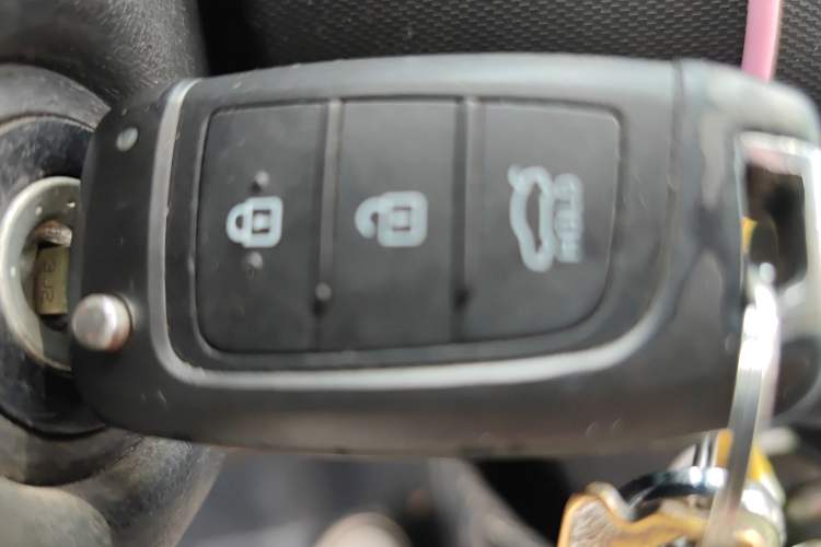 Used Hyundai Celesta 2018 1.6L Automatic GL Enjoyment Edition China VI compliant
