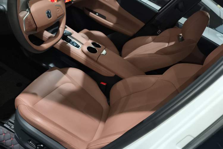 Used Changan UNI-Z 2025 1.5T Premium Edition