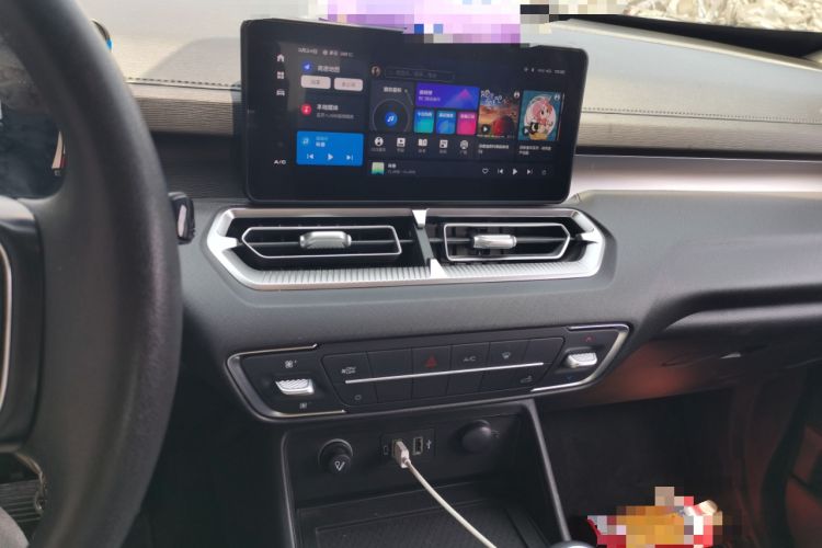 Used Great Wall King Kong Poer 2022 2.0T Manual Diesel Two-Wheel Drive Elite Version with Long Bed GW4D20M Audio And AC Panel