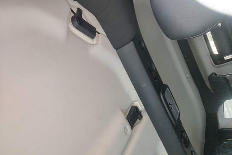 Used BAIC Off-Road BJ40 2021 2.0D Automatic Four-Wheel Drive Blade Hero Edition Adventurer Type Headliner