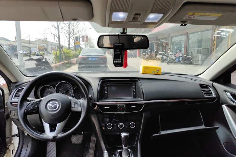 Used Mazda Atenza 2015 2.5L Blue Sky Sport Edition