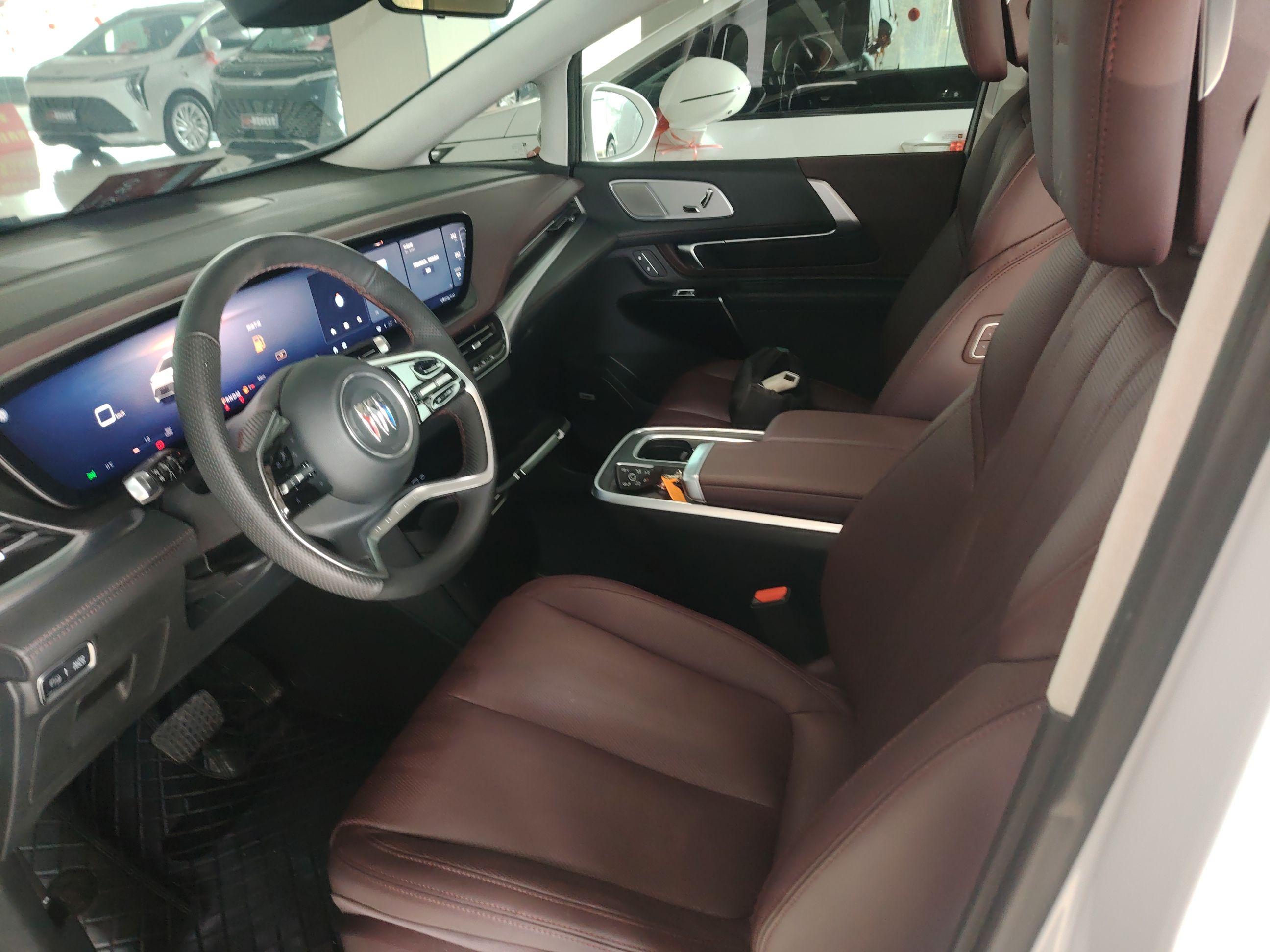 المقاعد الأمامية داخل السيارة