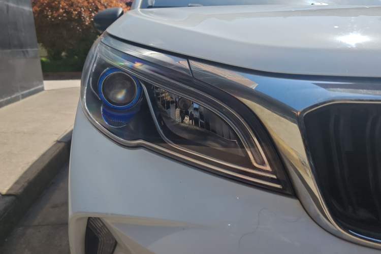 Used Geely Auto Vision X3 2021 PRO 1.5L CVT Deluxe Model
