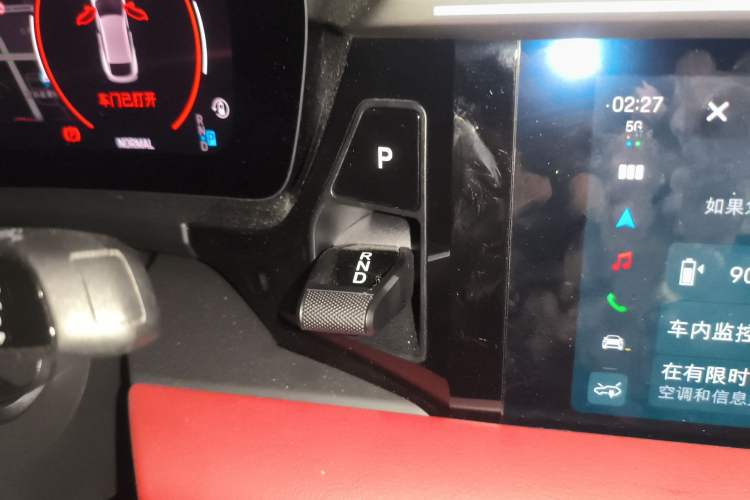 Used Porsche Macan 2024 Macan Long Range Edition Gear Lever