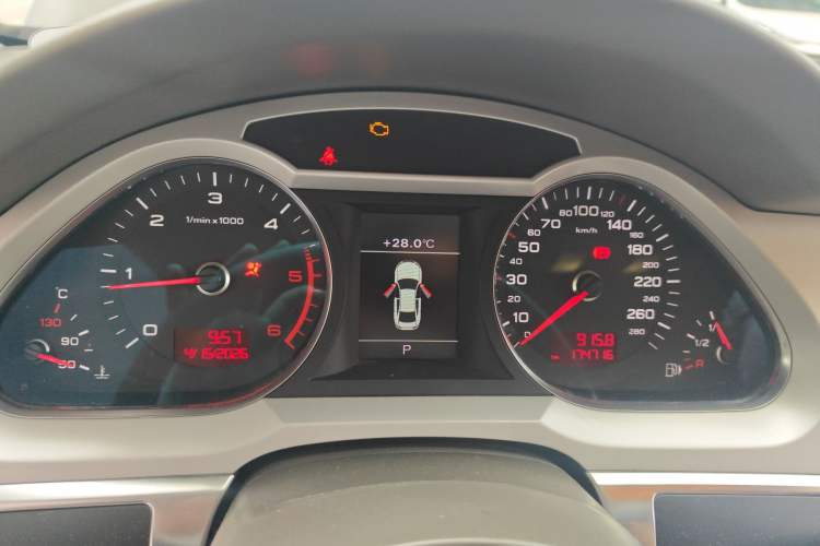 Used Audi A6L 2011 2.7 TDI Comfort Model
