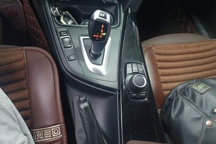 Used BMW 3 Series 2018 320Li Fashion Model
