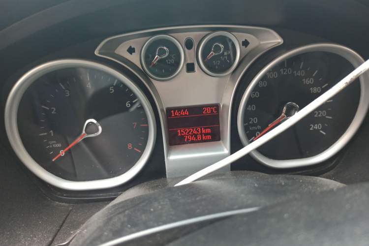 Used Ford Focus 2013 Hatchback Classic 1.8L Automatic Base Model Odometer Close Up