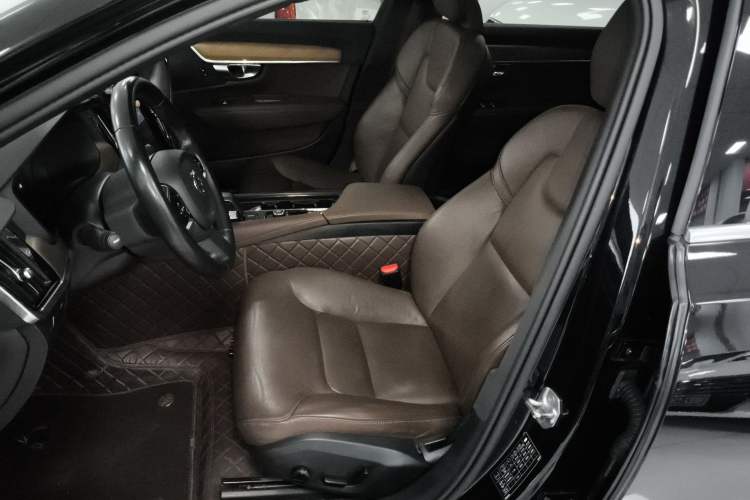 Used Volvo S90 2022 B5 Zhiyi Luxury Edition Left Front Seat