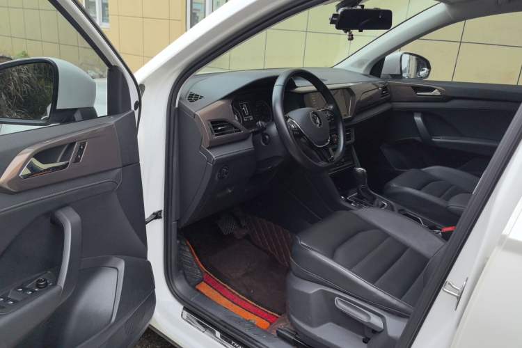 Used Volkswagen Tharu 2021 280TSI Two-Wheel Drive Comfort Edition Driver Seat