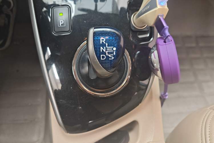 Used Toyota Corolla 2016 Dual-Engine 1.8L E-CVT Leading Edition