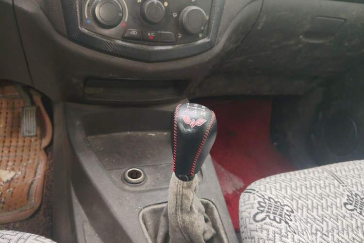 Used Wuling Hongguang 2014 1.2L Base Model China IV
