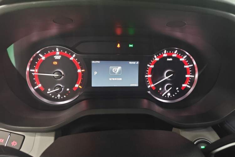 Used SAIC MAXUS Xintu V80  Instrument Cluster