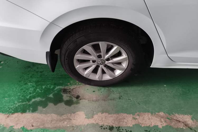 Used Volkswagen Bora 2020 1.5L Manual Fashion Edition
