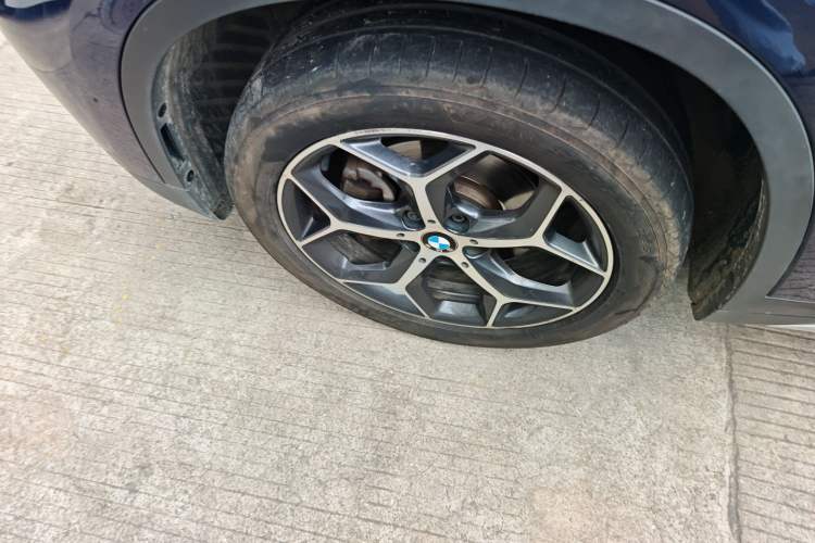 Used BMW X1 2018 sDrive18Li Luxury Model