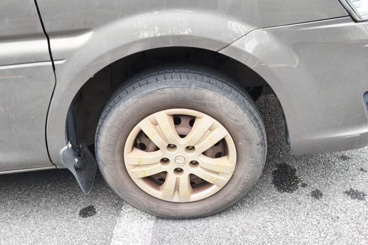 Used FORTHING Lingzhi 2018 M3 1.6L 7-Seater Comfort Model
