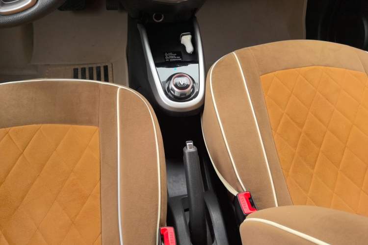 Used Changan Benni 2015 1.4L IMT Luxury Model China V Standard
