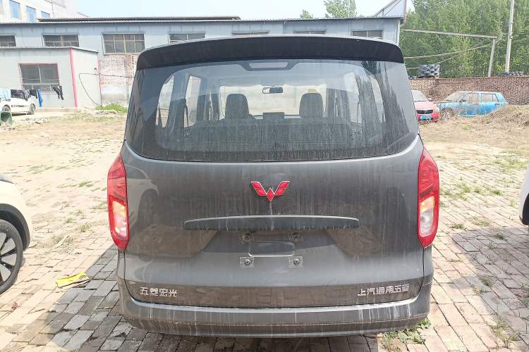 Used Wuling Hongguang New Energy 2024 All-Electric Model 300KM Standard Version Rear