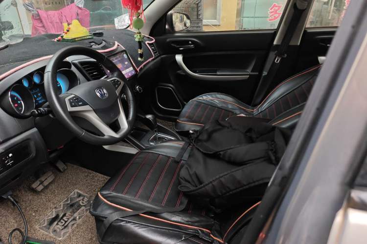 Used CHANGAN CS35 2014 1.6L Automatic Luxury Model China IV Standard Left Front Seat