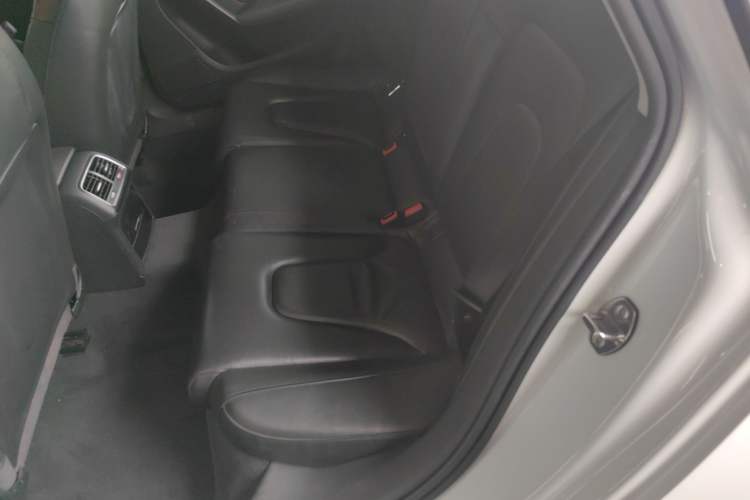 Used Audi A4L 2015 35 TFSI Automatic Comfort Model Left Rear Seat