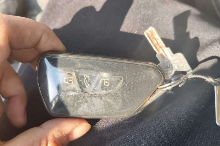 Used Volkswagen ID.4 CROZZ 2022 Long-Range PURE+ Edition
