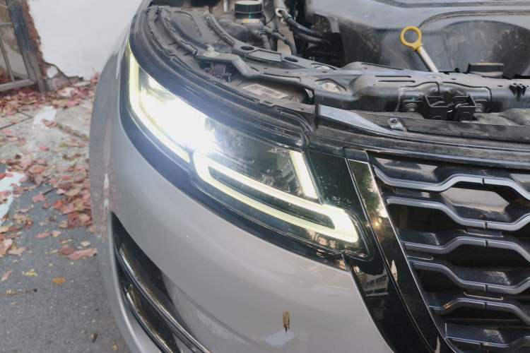 Used Land Rover Range Evoque 2022 Aurora L 249 PS R-Dynamic Luxury Edition
