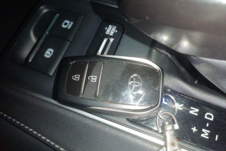 Used Toyota Venza 2023 2.0L CVT Two-Wheel Drive Luxury Edition
