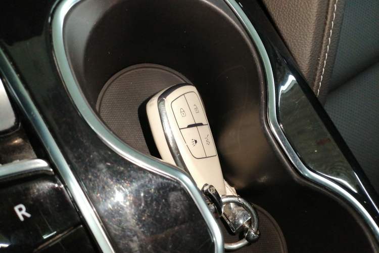 Used Buick Envision 2023 Encore S 552T Two-Wheel Drive Luxury Model
